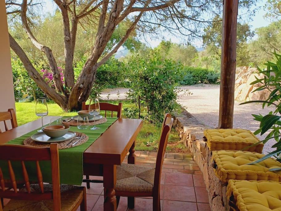 Suite Mirialveda San Pantaleo Luaran gambar