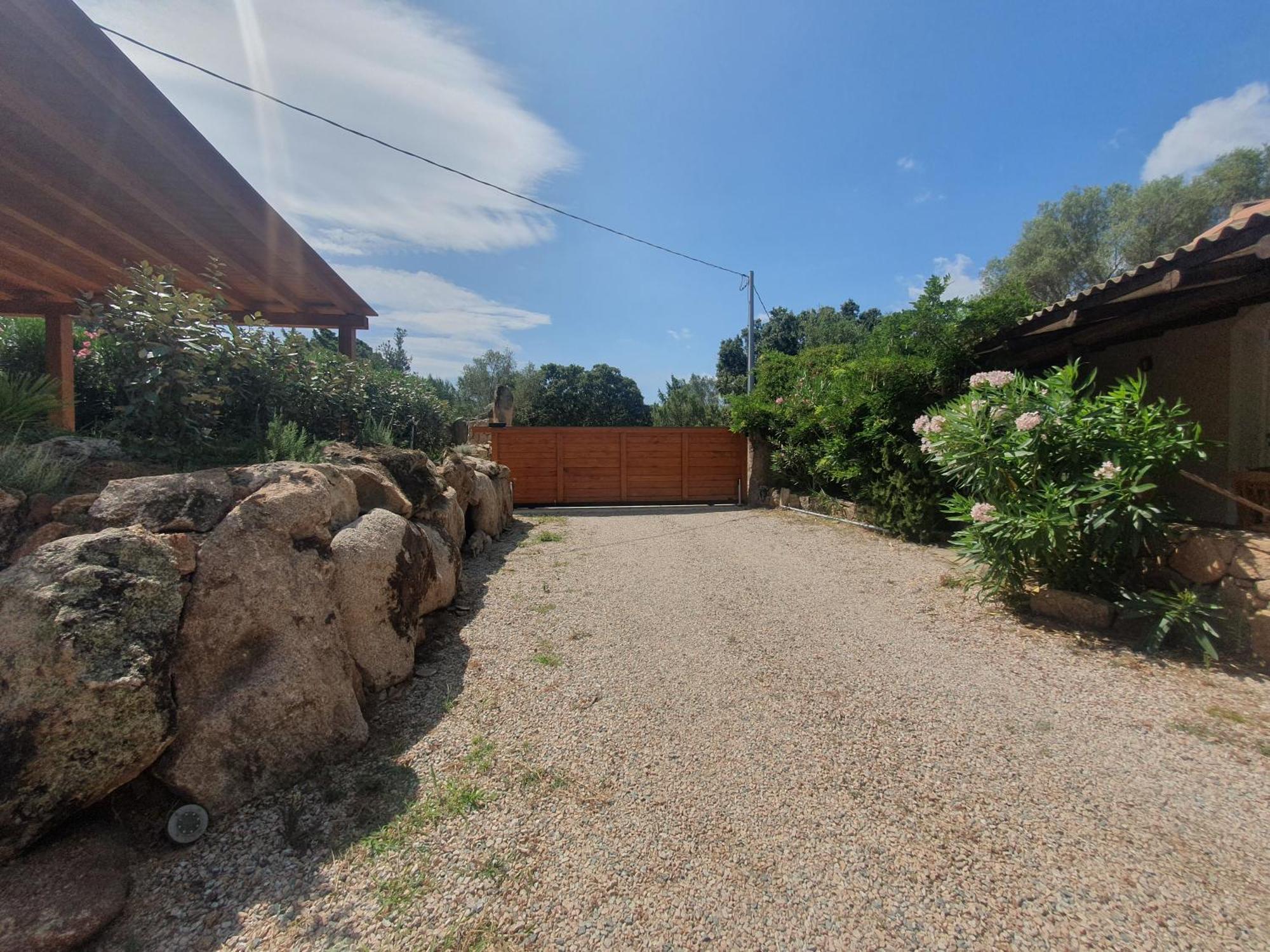 Suite Mirialveda San Pantaleo Luaran gambar